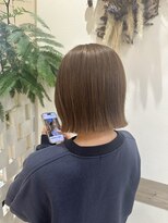 フゥカ 類家店(fuka)&nbsp;milktea beige × 切りっぱなしBOB ＊。　20代30代