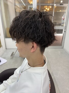 リノアヘア バイ シラハタ(LINORE HAIR by SHIRAHATA) ツイスト&波スパイラル