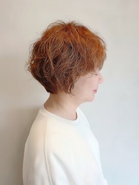 ラトリエコンタン(L´atelier Content) 30代40代50代おすすめ　クセを活かしたショートボブ