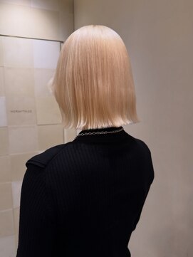 エルミタージュ(HERMITAGE) blond hair