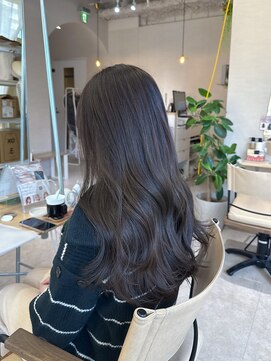 フルールバイアヴァンスクロス(Flulu by avance. cross) 透明感が欲しい方はグレージュカラー