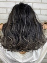 ディーバ 横浜(D.I.E.V.A)&nbsp;20代30代40代50代大人ボブ艶髪ハイライトプラチナグレージュ