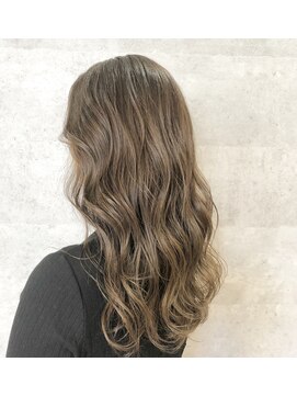 オリ(‘Oli) Wカラーフォギーベージュ