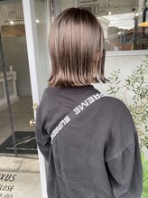 ヘアーワークスヴィクサス 諫早店(HAIR WORKS VIXUS) ナチュラルボブ×ベージュ