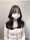 透明感のでるミントベージュに人気のくびれヘア