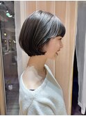 ショートボブのワンカールパーマ！グレージュカラー斜めバング