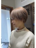 ハイライト　レイヤー ショートヘア　ボブ　くびれレイヤー 