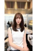 レイヤーカット_ラベンダーカラーミストバングエアリーミディ