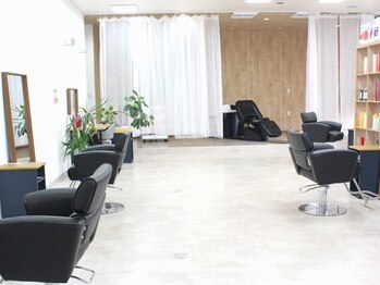 リメンテ 松阪店(REMENTE)の写真/高い技術力×デザイン力で、あなたの魅力を引き出すスタイルをご提案!大人の為の上質な癒しサロン―。