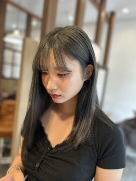 オーシー 四ツ井店(O'sea) オリーブシルバー