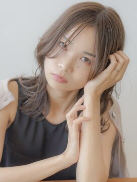 ヘアメイク エイト キリシマ(hair make No.8 kirishima) くびれレイヤーxオリーブベージュ