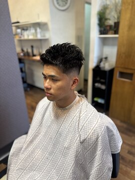 ディスイズザバーバー(This is The BarBer) フェザーアップ