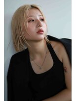 土曜日のクジラ 黒崎店&nbsp;ナチュラルブロンドボブ