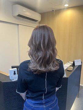 リット(Lit) ピンクベージュ/ベージュカラー