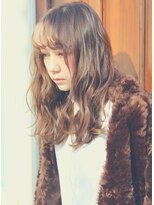 ワースホワイル(WORTH WHILE)&nbsp;大人ガーリーダークアッシュミディアムレイヤーカットブリーチ