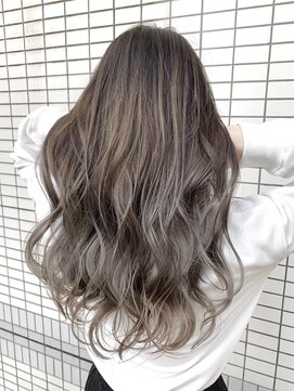 シェリア(Shelia) バレイヤージュ×シルバーグレージュ_3【Shelia町田】