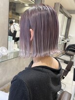 トルネード(TORNADO) 海外へア 外国人風 ピンクグレージュ 切りっぱなしボブM605