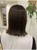 切りっぱなしハネさせて可愛いミディアムボブ☆