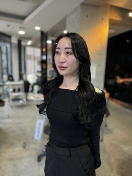 ニーゼロゼロナナ(2007) 透けるダークトーン