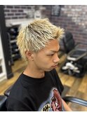 【メンズショートヘア】スパイキーショートアップバング