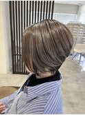 明るめ白髪染ショートボブスタイル