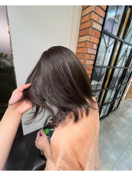 ヘアーサロン ウィング(HAIR SALON Wing) 赤坂*外ハネボブ赤み消しブリーチなしオリーブベージュ
