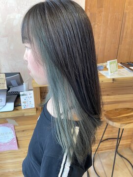 カット×イヤリングカラー