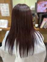 レヴィゼ&nbsp;ピンクブラウンロングヘアスタイル