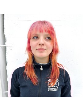 レコ(LECO) 無造作ミディアムレイヤーウルフデザインカラー