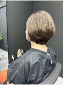 ショートボブ