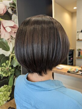 カシココ193(casicoco193.) 関大前◇クセ毛・多毛ショート