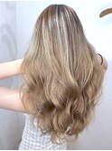 【コントラスト弱め】ミルクティバレイヤージュ×ブリーチ2回