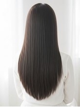 「再現性の高いカットと艶・透明感カラーで“大人の似合わせ”を叶えるサロン」