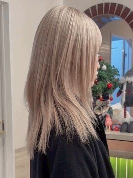 リリック(LYLICK) ホワイトベージュ