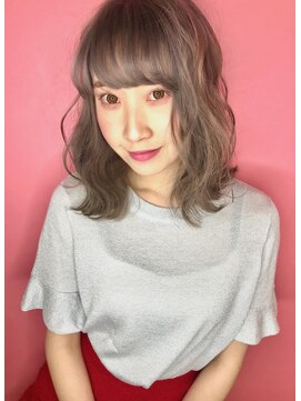 ナチュラル 博多店(Natural) グレージュ×ミディアム