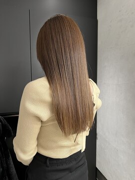 トゥエル バイ ディプティモイラ(tuelu by dipty MOILA) アッシュベージュ