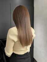 トゥエル バイ ディプティモイラ(tuelu by dipty MOILA) アッシュベージュ