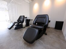 Kimie Room【キミエルーム】の雰囲気（marbbを導入しており、素髪に戻してからの施術をいたします。）