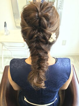 リライ(salon the rely) 【rely】パーティダウンスタイル