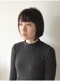 切りっぱなしボブ/隠しインナーカラー/前下がり
