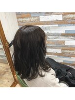 ハウオリ ヘアーワークス(Hauoli hair works)&nbsp;シルバーカーキカラー
