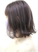 切りっぱなし外はねボブ