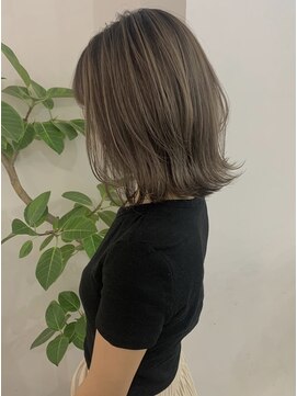 サンク 原宿 表参道(cinq) ダブルカラー/ケアブリーチ/インナーカラー/ハイライト[原宿]