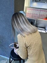 メリー オオサカ(Merly Osaka)&nbsp;コントラスト バレイヤージュ_smoky white mat ash_