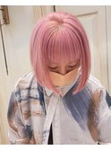 ベビーピンク_暖色系カラー_ぶつ切りボブ_ピンクベージュ