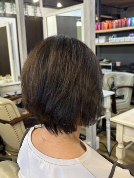 ラシクベル(Lashiku Belle) フェミニンショート