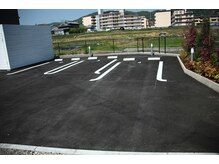 スイ ナラ(Sui Nara)の雰囲気（駐車場は5台御用ありますのでご自由にお使いください。）