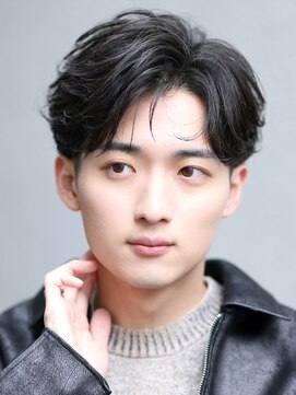 リップス 仙台annex(LIPPS) フェザーパーマニュアンスパーマ毛流れパーマセンターパート