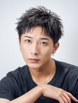 オーシャントーキョーオーバー 渋谷(OCEAN TOKYO OVER) ビジネスショート七三ツーブロックニュアンスパーマ刈り上げ