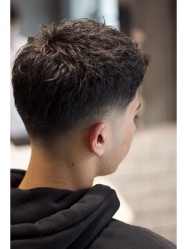 キングスマントーキョー 多摩センター2nd(KINGSMAN TOKYO) フェード×アップバング